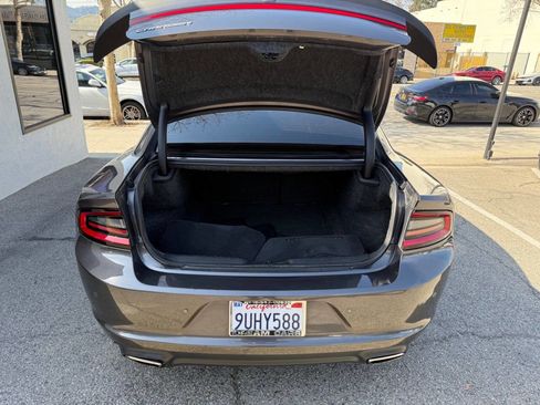 Used 2020 Dodge Charger SXT w/ Leather Interior Group image 44