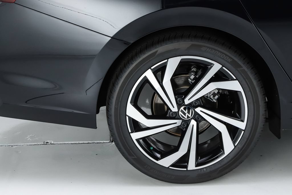 New 2026 Volkswagen Jetta SEL FWD image 13