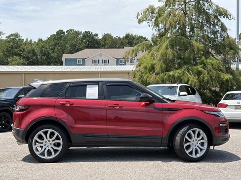 Used 2019 Land Rover Range Rover Evoque SE Premium AWD/4WD image 3