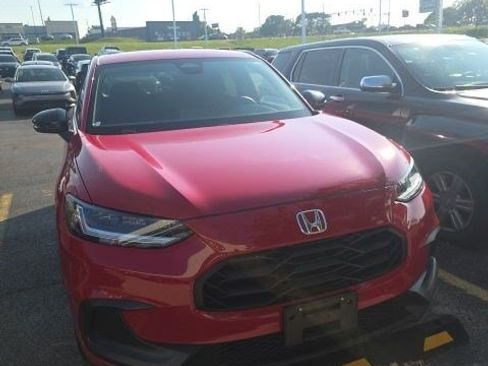Used 2025 Honda HR-V Sport image 2