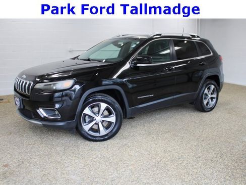 Used 2019 Jeep Cherokee Limited image 1