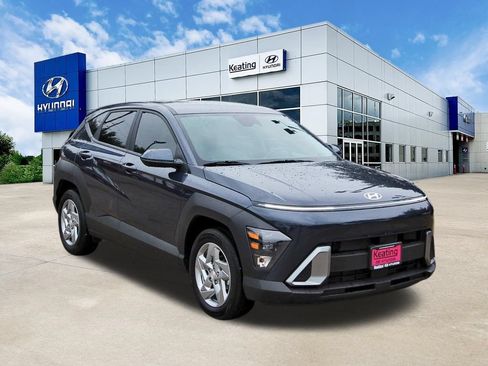 Used 2026 Hyundai Kona SE FWD image 3