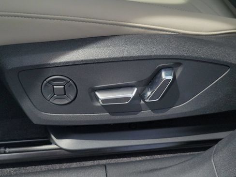 New 2026 Audi Q3 quattro 2.0T AWD/4WD image 18
