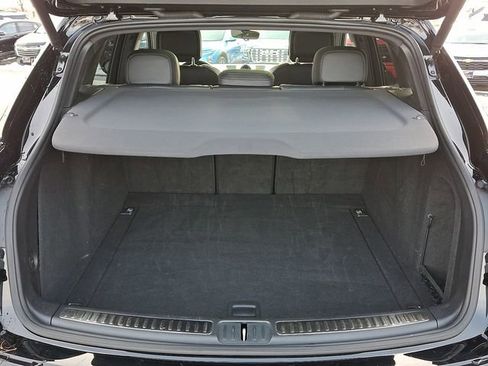 Used 2023 Porsche Macan image 29