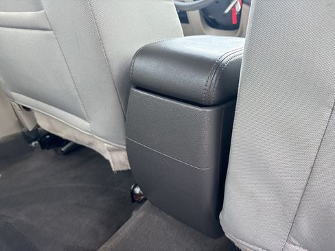 Used 2012 Ford Fusion SE FWD image 28