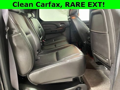 Used 2011 Cadillac Escalade EXT Luxury image 22