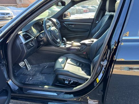 Used 2017 BMW 330i xDrive 330i xDrive Sedan image 16