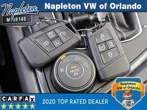 Used 2022 Volkswagen Tiguan SE image 25