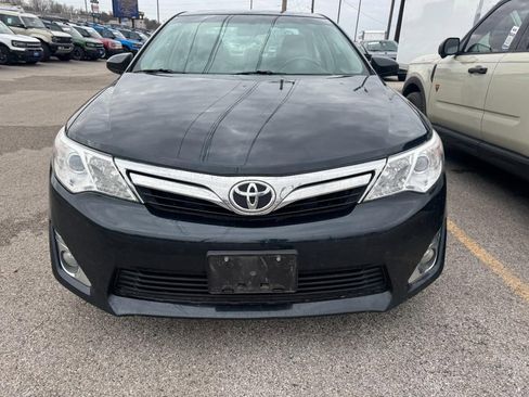 Used 2012 Toyota Camry XLE image 2