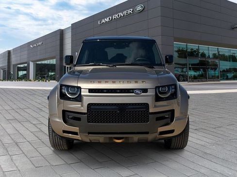 New 2026 Land Rover Defender 110 OCTA image 8