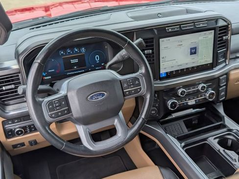 Used 2024 Ford F250 Lariat AWD/4WD image 11