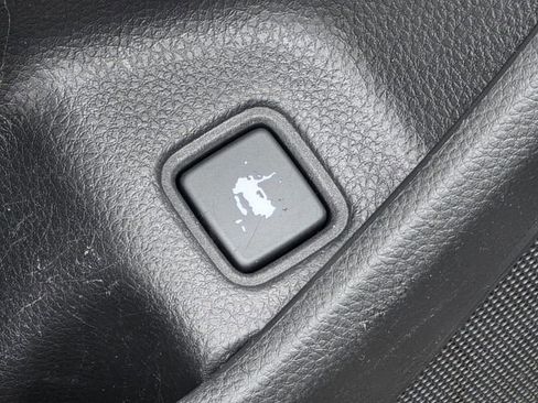 Used 2018 Honda Accord EX-L image 34