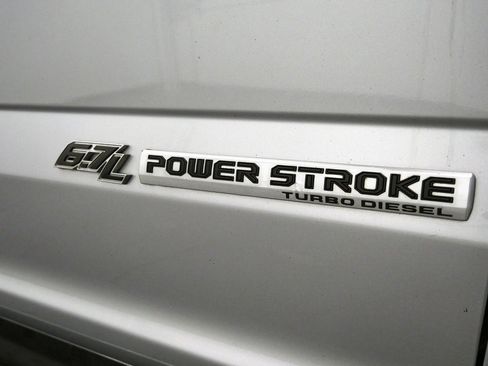 Used 2021 Ford F350 Lariat w/ Lariat Value Package image 11