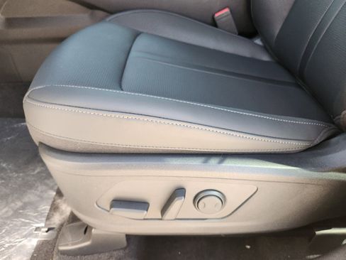 New 2026 Kia Sorento X-Line EX image 17