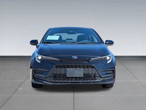 Used 2023 Toyota Corolla SE image 9