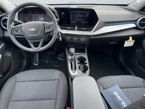 New 2026 Chevrolet Trax LS w/ LS Convenience Package image 10