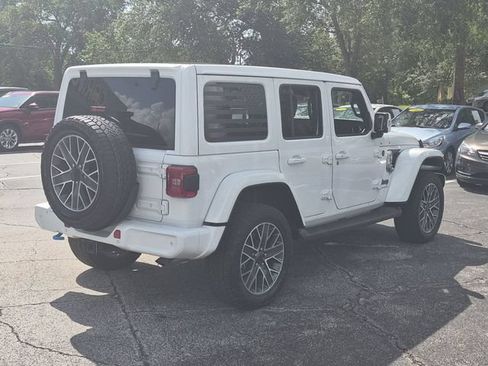 Used 2024 Jeep Wrangler High Altitude AWD/4WD image 5