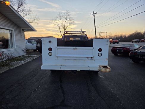 Used 2015 Ford F350 XL w/ Trailer Tow Package image 6