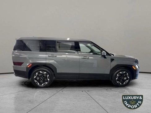 Used 2024 Hyundai Santa Fe SE image 4