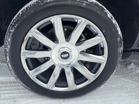 Used 2024 Cadillac Escalade Premium Luxury Platinum image 24