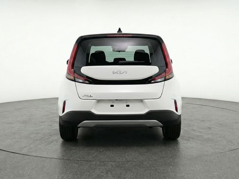 Used 2025 Kia Soul LX w/ LX Technology Package FWD image 7