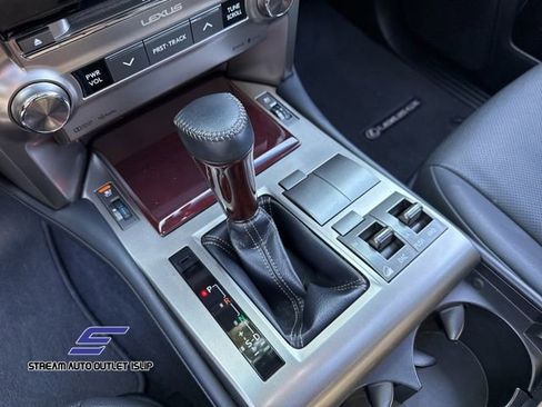 Used 2019 Lexus GX 460 image 39