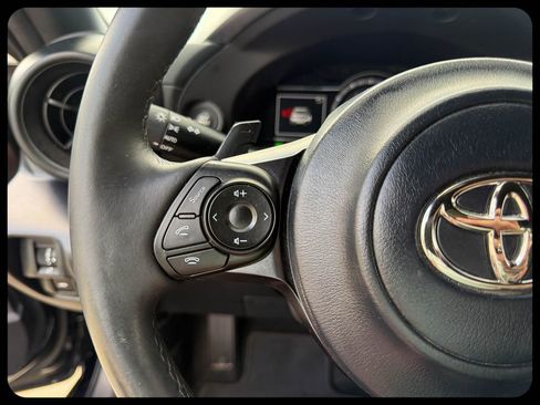 Used 2023 Toyota GR86 RWD image 18
