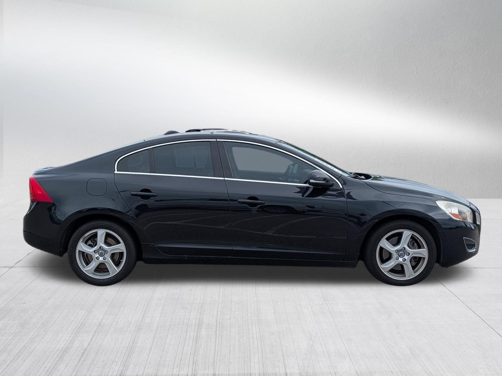 Used 2012 Volvo S60 T5 w/ Climate Pkg FWD image 8