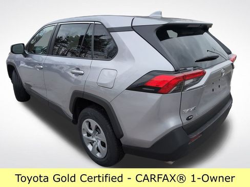 Certified 2022 Toyota RAV4 LE image 3