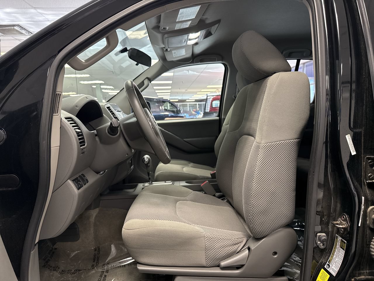 Used 2013 Nissan Frontier SV RWD image 14