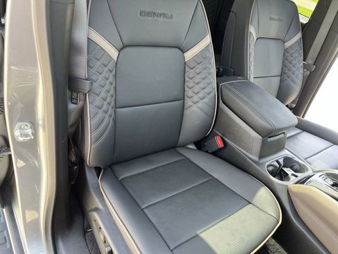 Used 2026 GMC Canyon Denali AWD/4WD image 28