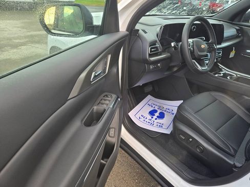 New 2026 Chevrolet Traverse LT w/ Sun and Wheel Package image 6