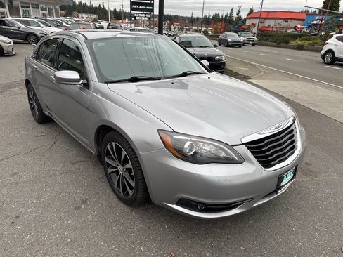 Used 2014 Chrysler 200 Touring w/ 200 S Group image 7