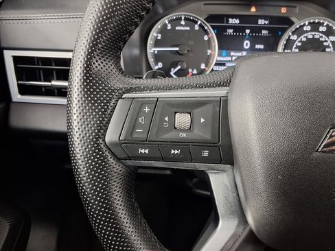 Used 2024 Mitsubishi Outlander SE Black Edition image 15