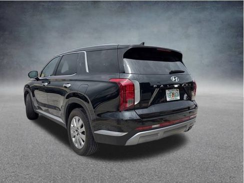 Used 2025 Hyundai Palisade SEL FWD image 4