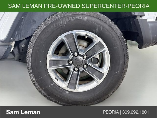 Used 2022 Jeep Wrangler Unlimited Sahara AWD/4WD image 29