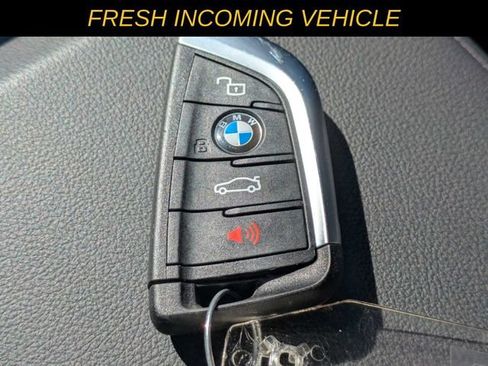 Used 2024 BMW 330i Sedan w/ Convenience Package RWD image 27