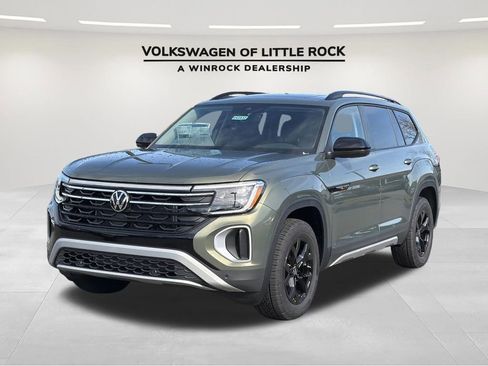 New 2026 Volkswagen Atlas Peak Edition AWD/4WD image 1