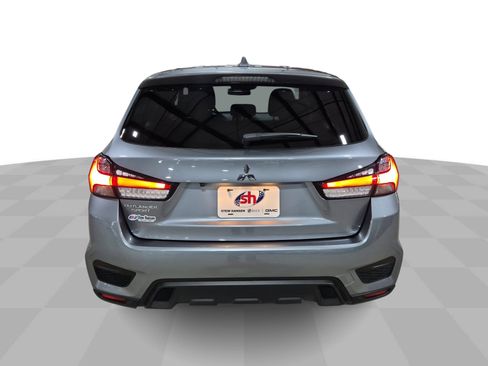 Used 2025 Mitsubishi Outlander Sport AWD image 7