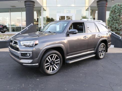 Used 2017 Toyota 4Runner Limited AWD/4WD image 1
