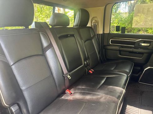 Used 2019 RAM 3500 Laramie AWD/4WD image 9