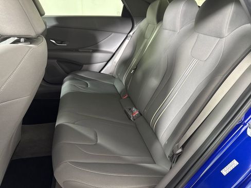 Certified 2023 Hyundai Elantra SEL w/ Convenience Package FWD image 15