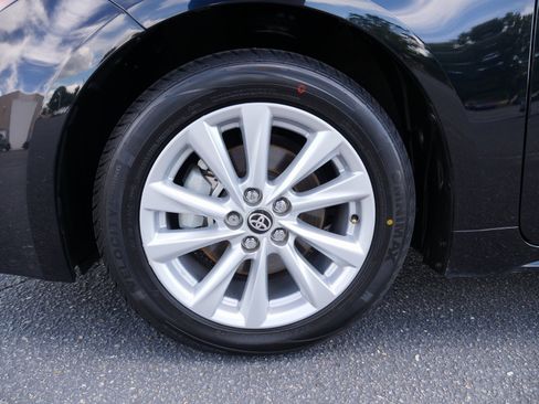 Used 2025 Toyota Corolla SE image 14