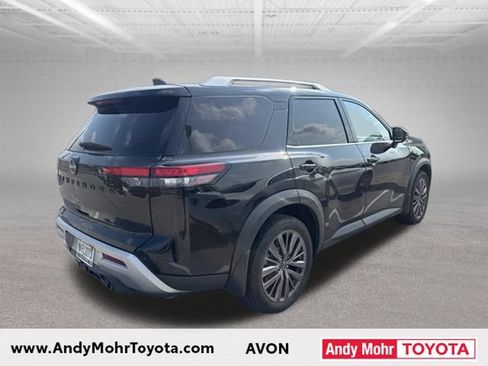 Used 2022 Nissan Pathfinder SL w/ SL Premium Package AWD/4WD image 3