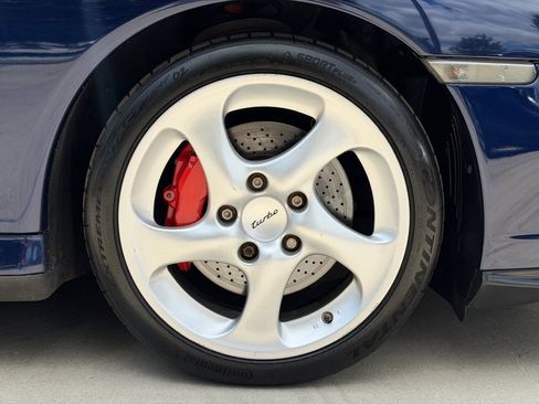 Used 2003 Porsche 911 Turbo AWD/4WD image 20