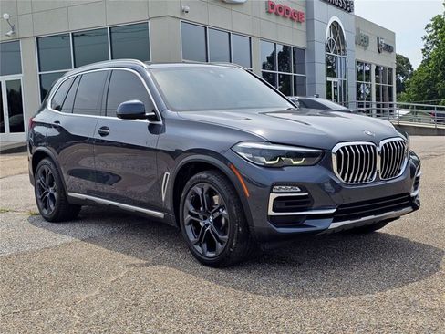 Used 2019 BMW X5 xDrive40i w/ Luxury Seating Package AWD/4WD image 13