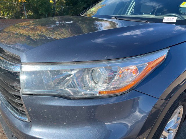 Used 2015 Toyota Highlander Limited Platinum AWD/4WD image 9