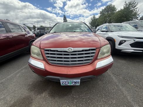 Used 2005 Chrysler Pacifica Touring w/ Heated Seat Group AWD/4WD image 2