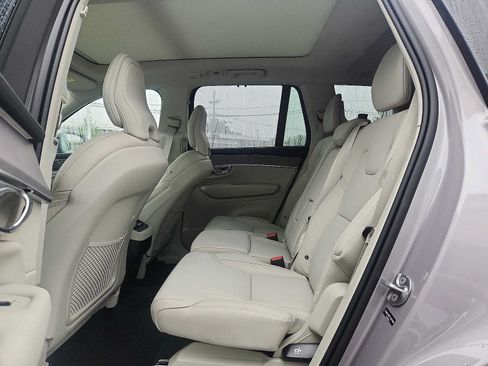 Used 2026 Volvo XC90 B6 Ultra w/ Protection Package Premier AWD/4WD image 10