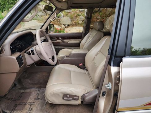 Used 1997 Lexus LX 450 4WD image 21